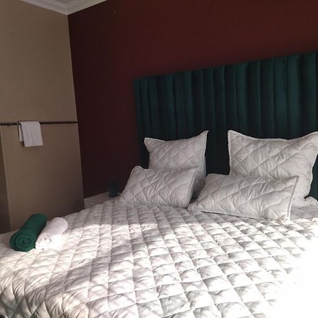 The Global Link Hub Hotell Pretoria-Noord Exteriör bild