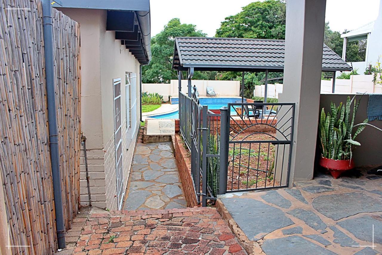 The Global Link Hub Hotell Pretoria-Noord Exteriör bild